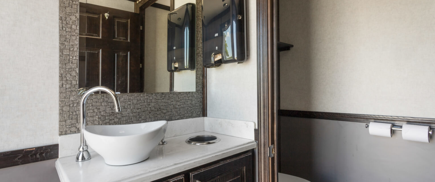 Luxary Restroom Trailer | J Bar Contractor's Services-109 Luxury Restroom Trailer